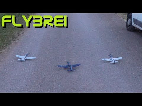 Spaß mit F4U Corsair und 2x Miss Helen von Banggood