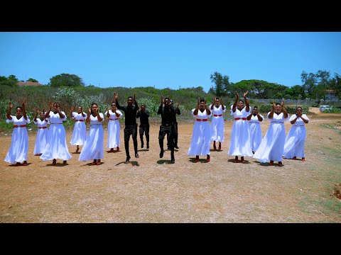 Kwaya ya Bony Mwaitege-Sayuni kwaya - TUNALINDWA'' (Official Music Video)