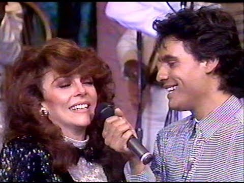 JUAN GABRIEL EN EL PROGRAMA &amp;quot;MALA NOCHE NO&amp;quot; | Con Verónica Castro | Parte 4 | Año 1988
