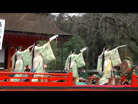 Thumbnail for 富士山本宮浅間大社_浦安の舞.wmv