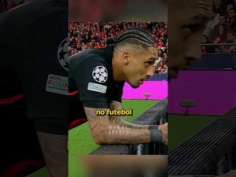 Thumbnail for SÓ RAPHINHA FAZ ISSO NO FUTEBOL! ????