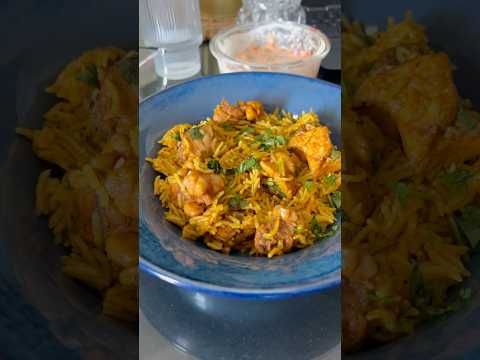 One Pot Chicken Rice in less than 30 minutes | Work from Lunch #shorts #youtubeshorts