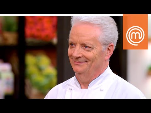 Thumbnail for L'ultima prova dello Skill Test è quella di Iginio Massari! | MasterChef Italia 9
