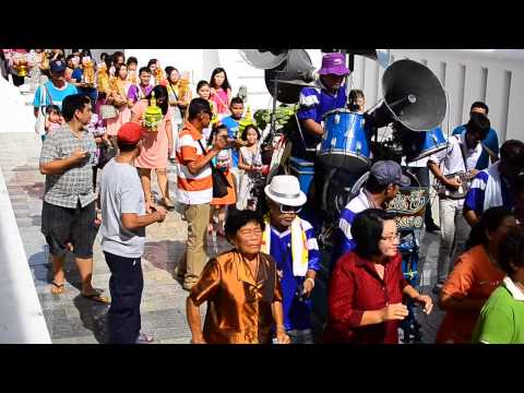 วงดนตรีงานบวชแห่นาค มันส์ๆ ขบวนแห่นาค