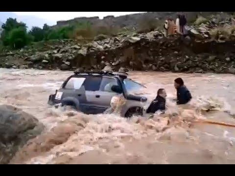 Jeep 4x4 Land Cruiser Deep Water