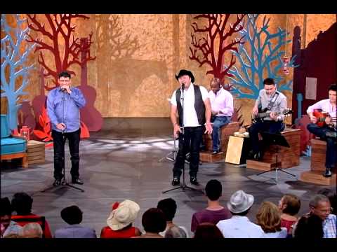 Thumbnail for "Aurora do mundo", por Chico Rey e Paraná