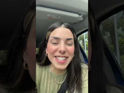 erkek arkadaşım araba kullanırken arabada makyaj yapıyorum ????