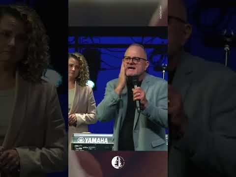 Thumbnail for Deléitate en el Señor y él te concederá los deseos de tu corazón. Salmos 37:4