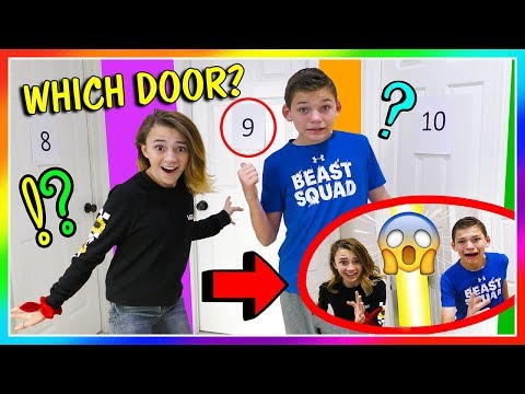 DON&apos;T OPEN THE WRONG MYSTERY DOOR! | We Are The Davises