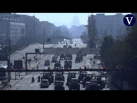 Así ha sido la entrada de los tractores en Barcelona