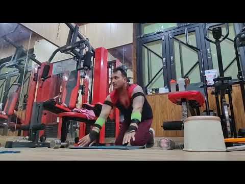 Full Body Workout in 4ways try it in 5sets with 15reps of each♥️♥️