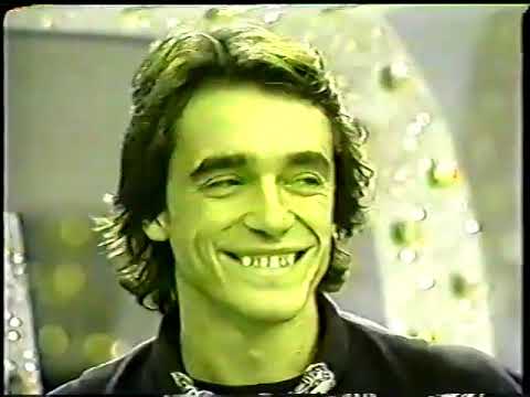 Titãs no Programa Qual é a Música Silvio Santos