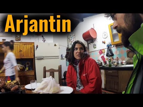 Thumbnail for Türkiye'den Arkadaşımla Sokakta Tanıştığımız Adamın Evinde Kaldık! #24