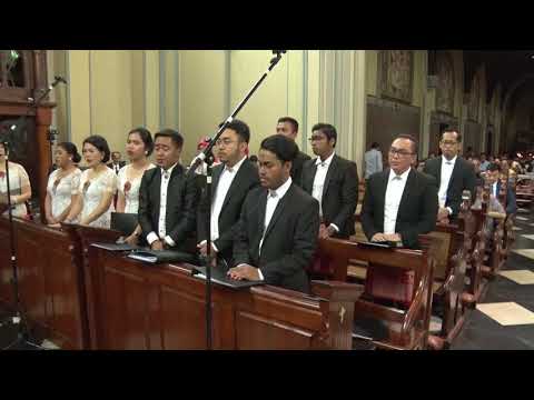 Jakarta Concert Orchestra and Batavia Madrigal Singers conducted by Avip Priatna on wedding 17022018