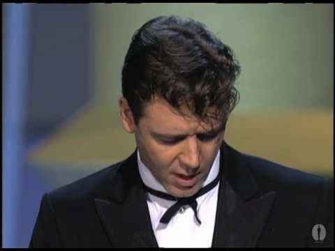 Thumbnail for Russell Crowe winning Best Actor