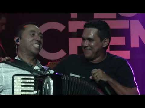 Thumbnail for Cícero Oliveira | Quem Tem Jesus Tem Tudo • Vou Louvar [Festa de Crente - Live]