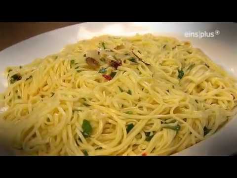 Thumbnail for Tim Maelzer kocht Pasta mit drei Sossen 2014