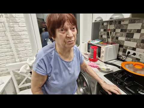 Thumbnail for Пришёл врач