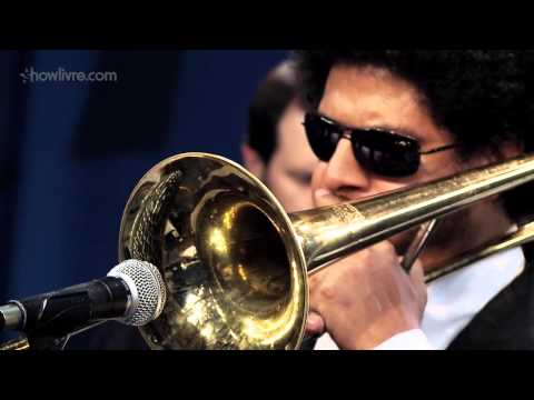 Orquestra Brasileira de Música Jamaicana em &quot;Frevo mulher&quot; no Estúdio Showlivre 2013