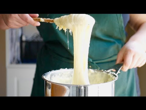 Aligot: Recipe for the Cheesiest Potatoes Ever