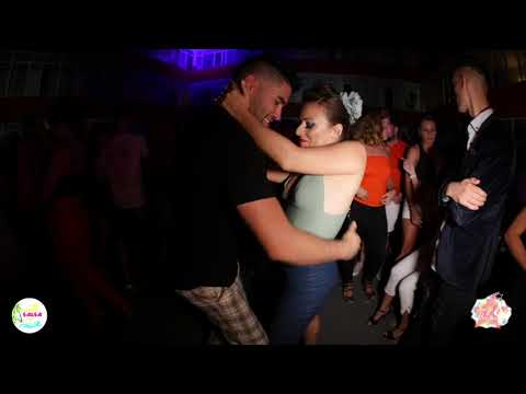 Marco Espejo &amp; Isil Ozbek - Bachata Social Dance [SSF 2019]