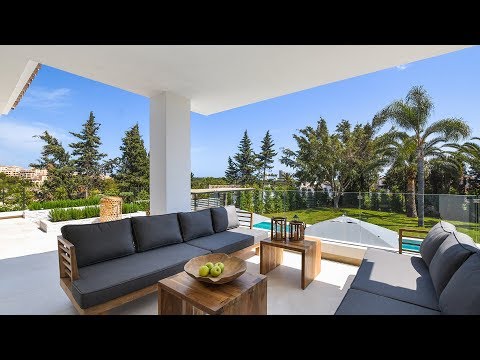 BUY a LUXURY Villa in ELVIRIA (Marbella East)