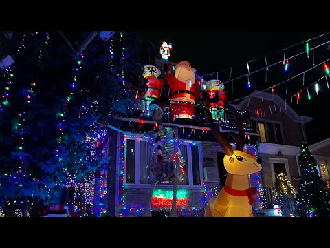 NYC LIVE Exploring Dyker Heights Christmas Decorations w/ @TheNYCWalkingShow (December 5, 2021)