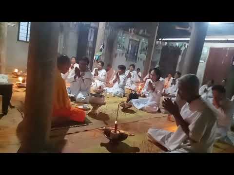 នាងខ្ញុំមកចូលរួមសមាទានសិលជាមួយលោកតាលោកយាយនៅវត្តទួលខេត្តក្រចេះ(0972406587)។