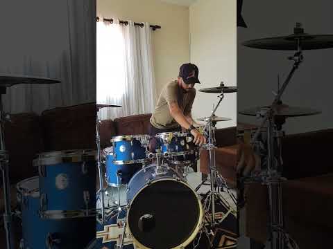 Thumbnail for COLOQUEI UM TOM DE 8 NA MINHA BATERIA D ONE ROCKET ????