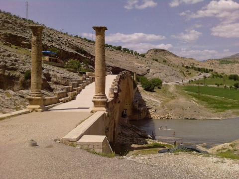 ADIYAMAN; GEZİLECEK YERLER, TARİHİ ESERLER, ANITLAR, SİTLER | Neyi Meşhur, Nesi Meşhur | Şehir Turu