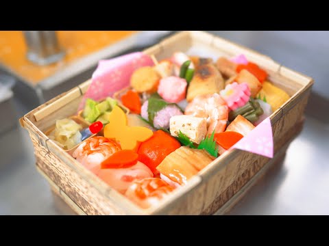 職人が作る 高級花見弁当に密着！京料理 六盛 職人技 日本料理 Kyoto Rokusei&apos;s Cherry Blossom Bento is So Beautiful! Japanese Food!
