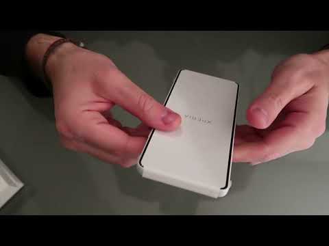 Unboxing Sony Experia 10 IV