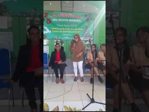 Thumbnail for Kesan ibu guru cant!k Beragama islam mengajar di SMA Kristen Selama 14  Tahun di acara Natal 2023
