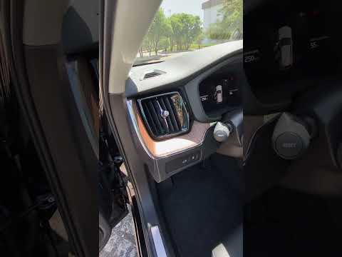 Thumbnail for Volvo XC60 Recharge 2023: SUV híbrido plugin chega para avaliação em detalhes no Auto Repórter