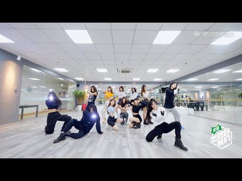 Thumbnail for 【炙热的我们 We Are Blazing】 【练习室】SNH48 GROUP《梦不落雨林》