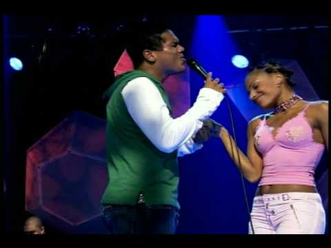 Sorriso Maroto - Me Olha Nos Olhos (ao vivo)