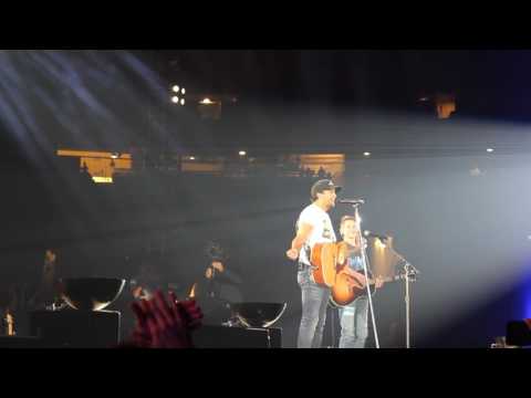Luke Bryan Invites Ethan on Stage at AT&T Stadium Make-A-Wish