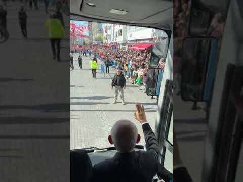 Kılıçdaroğlu’nun otobüsünde Uşak diyaloğu: Cumhuriyet tarihinin mitingi