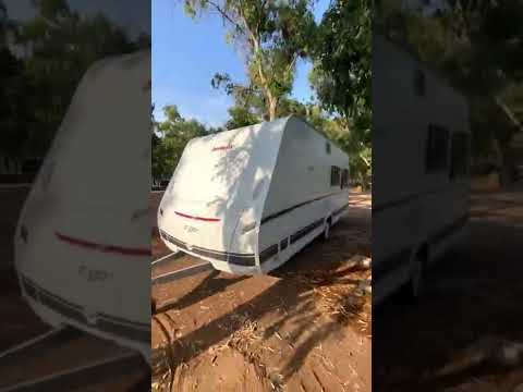 Thumbnail for Koca karavanı nasıl parkediyoruz? Cevabı basit: mover ile ✌????