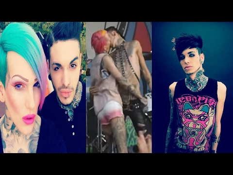 JEFFREE STAR KISSES GUY ON STAGE (@2:44!)