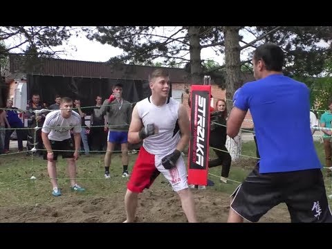 СУШИСТ против Чемпиона ММА!!!! Крутой Бой !!!!