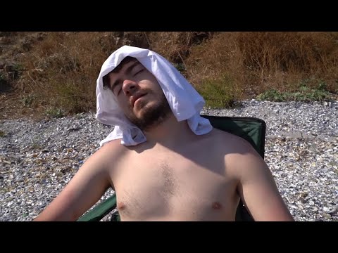 Thumbnail for ISSIZ ADADA BİR GÜN GEÇİRMEK! (ATAKAN ZEHİRLENDİ)